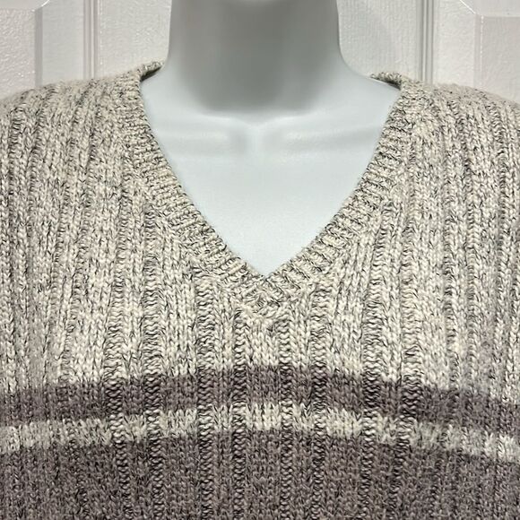 Roots Cream/Taupe Cotton V-Neck Long Sleeve Sweater‎ Size M - Picture 2 of 9